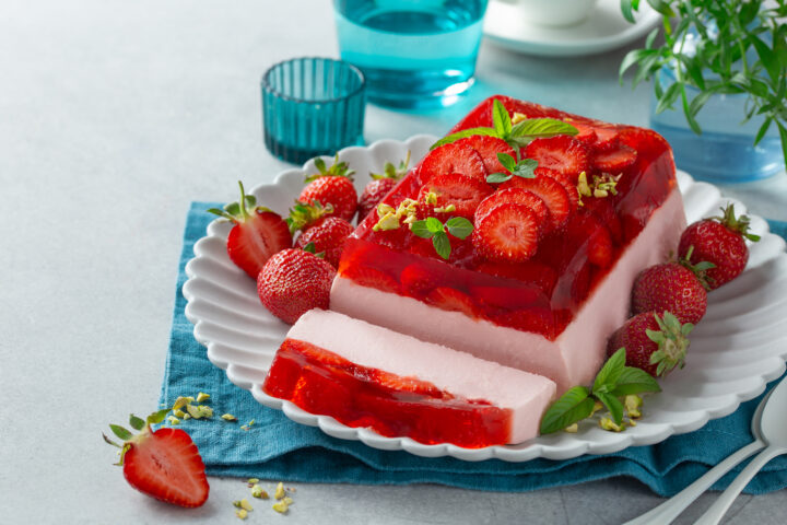 Erdbeerterrine - frisch und fruchtig mit feldfrischen Erdbeeren aus der Region