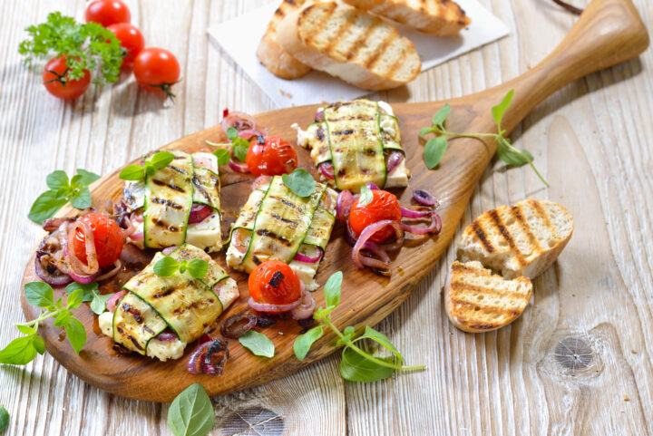 Ziegenkäse-Zucchini-Päckchen vom Grill